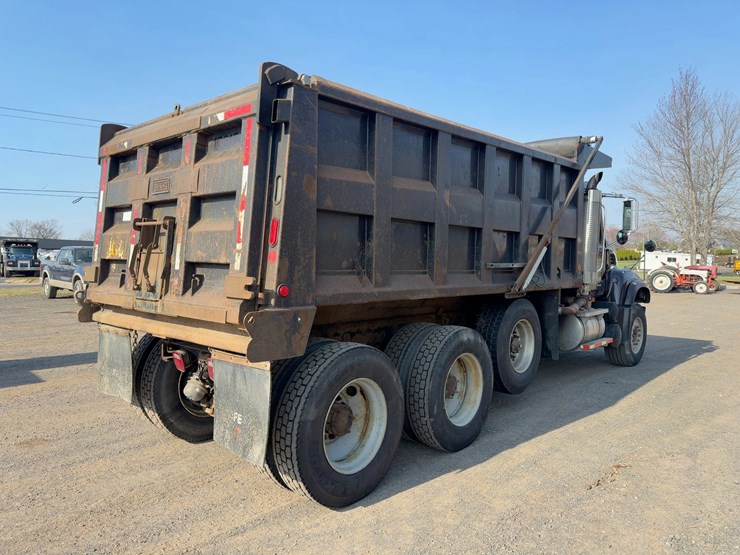 2006-mack-granite-cv713-image-5