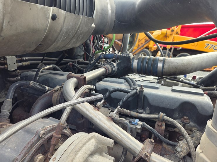 2007-massey-ferguson-8-image-62