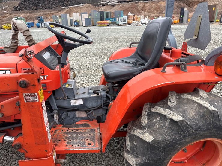 kubota-b2150-image-26