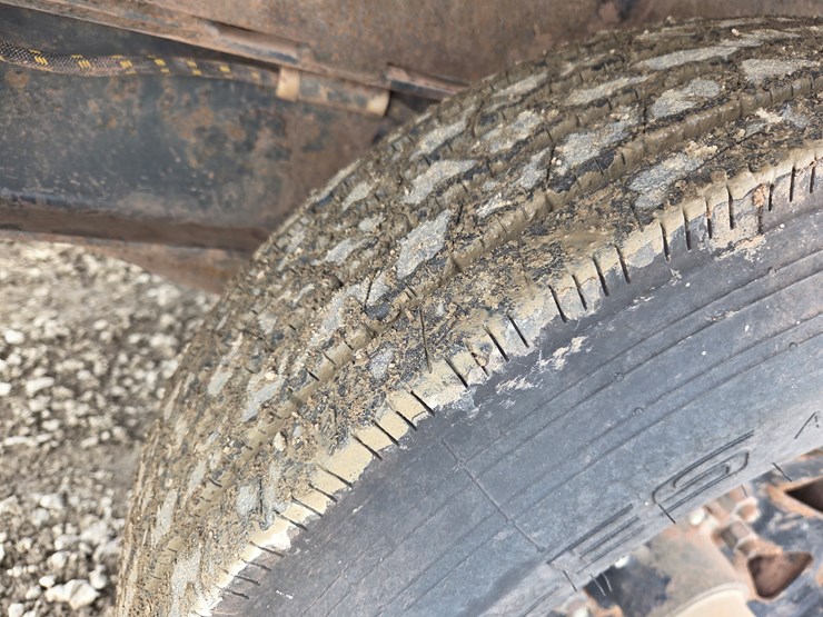 2019-massey-ferguson-8-image-48