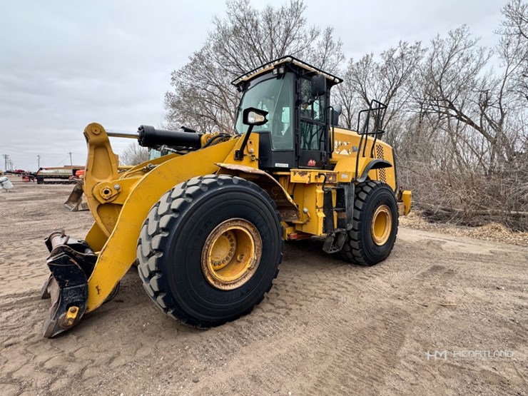 2012-caterpillar-966k-image-1