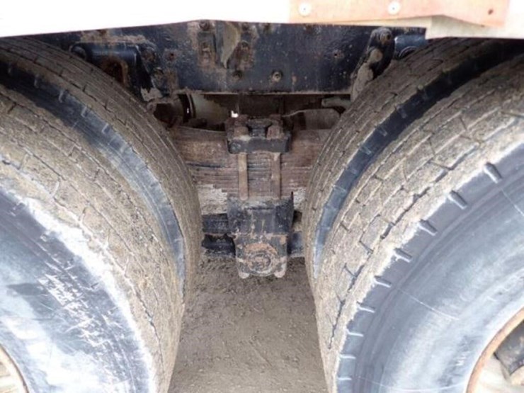 1999-sterling-l9513-image-55