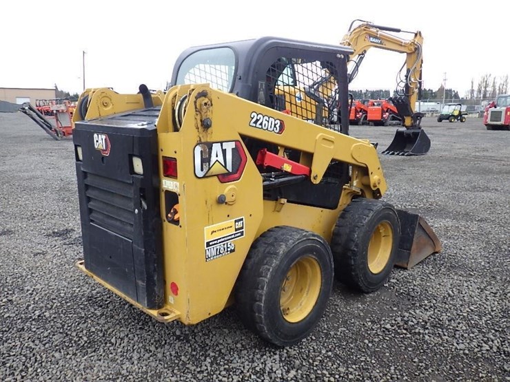 2020-caterpillar-226d3-image-5