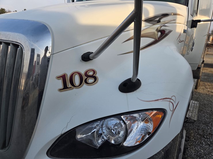 2013-international-prostar-image-12