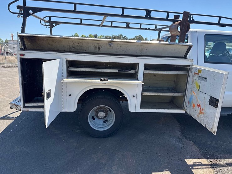 2012-ford-f350-image-9