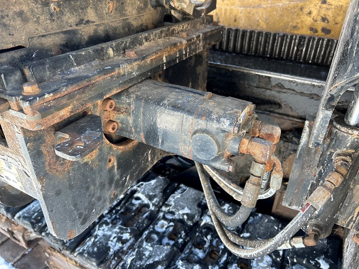 massey-ferguson-8-image-24