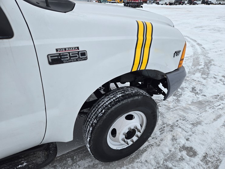 2001-ford-f350-image-12