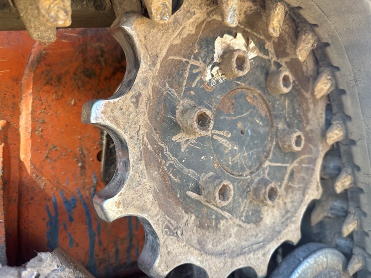 2020-gehl-rt105-image-57