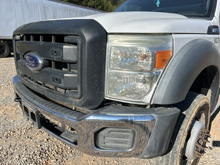 2012-ford-f550-image-11
