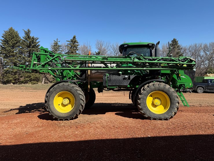 2015-john-deere-r4038-image-5