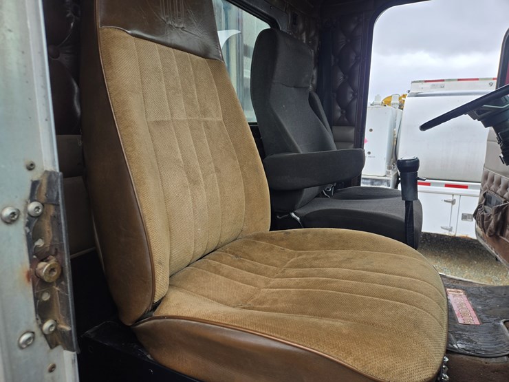 1993-kenworth-t800-image-72