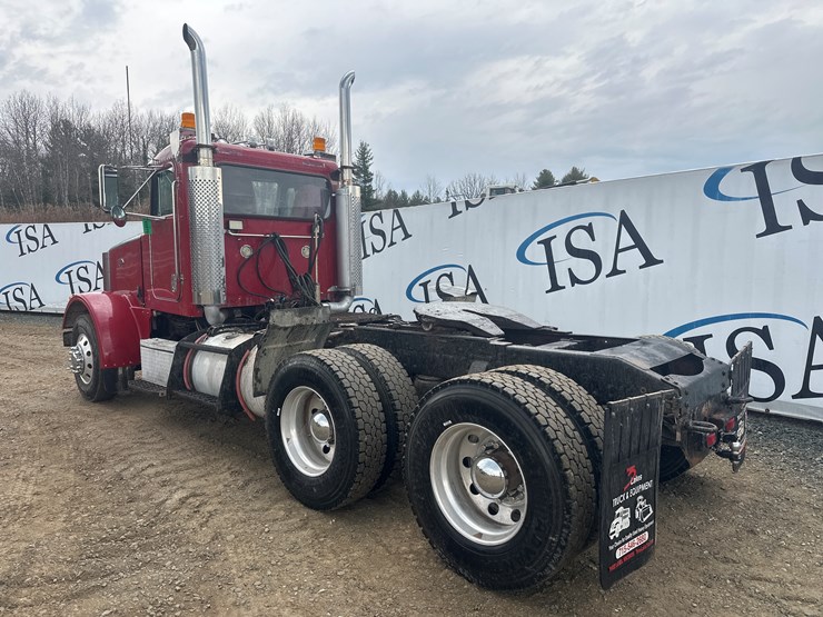 2004-peterbilt-378-image-3