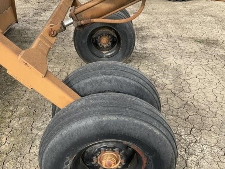 custom-14'x30'-triplane-image-17