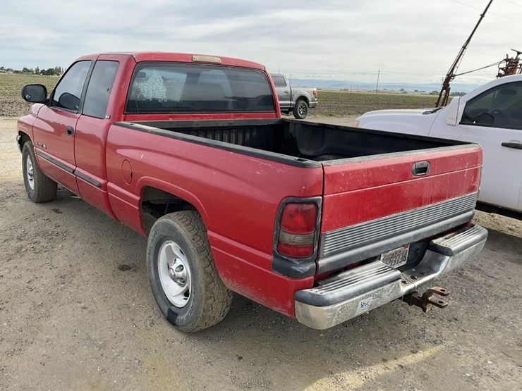 2000-dodge-ram-1500-image-4