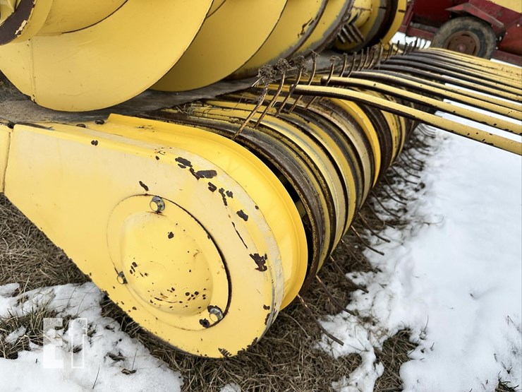 new-holland-990w-image-10