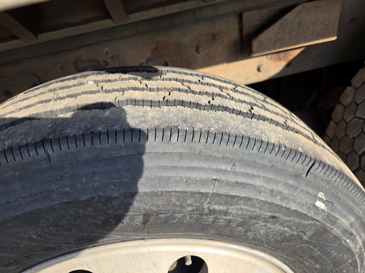 2012-international-7600-image-83