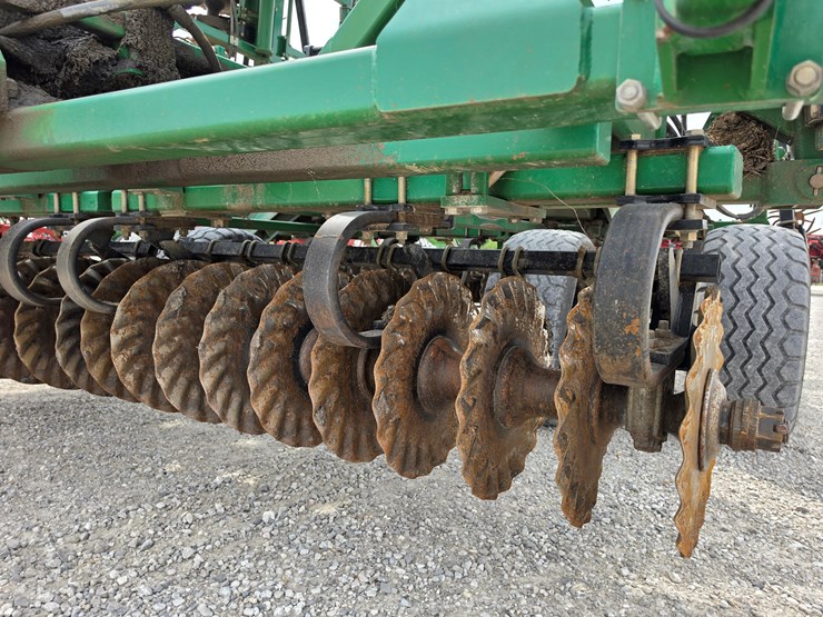 2014-great-plains-4000tm-image-15