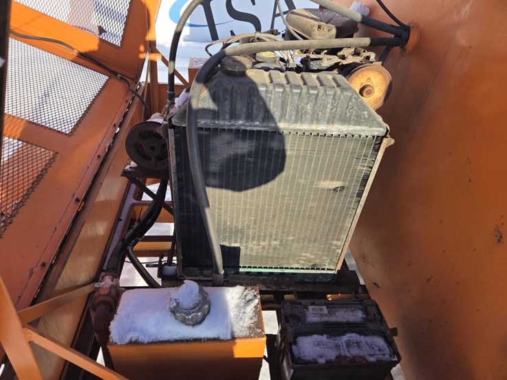 massey-ferguson-8-image-15