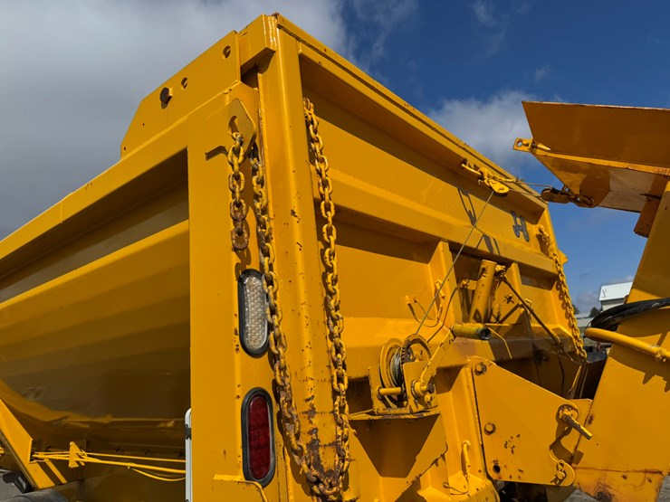 2009-international-workstar-7500-image-41