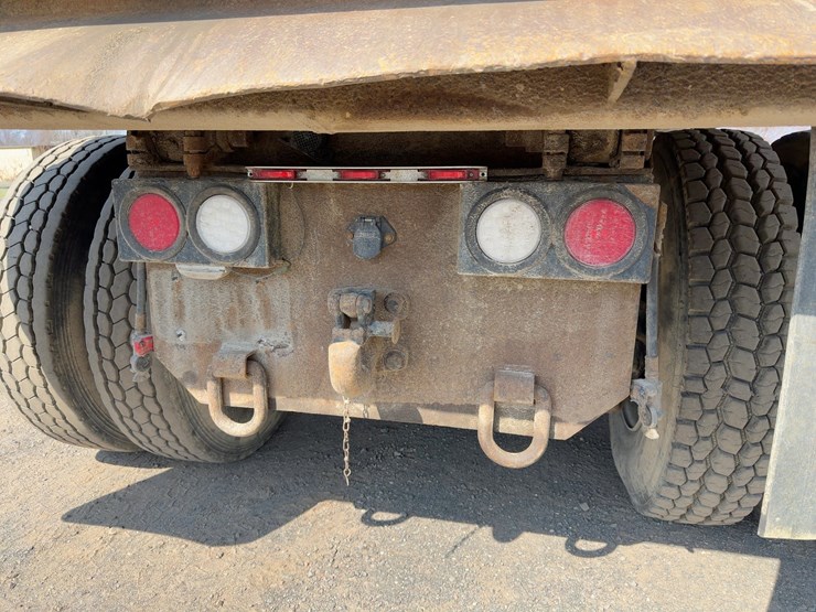 2001-mack-rd688s-image-13