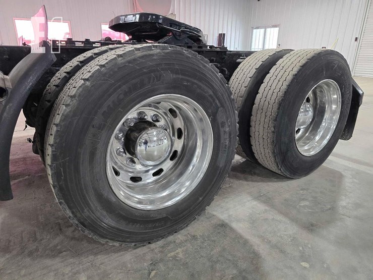 2003-kenworth-t800-image-22