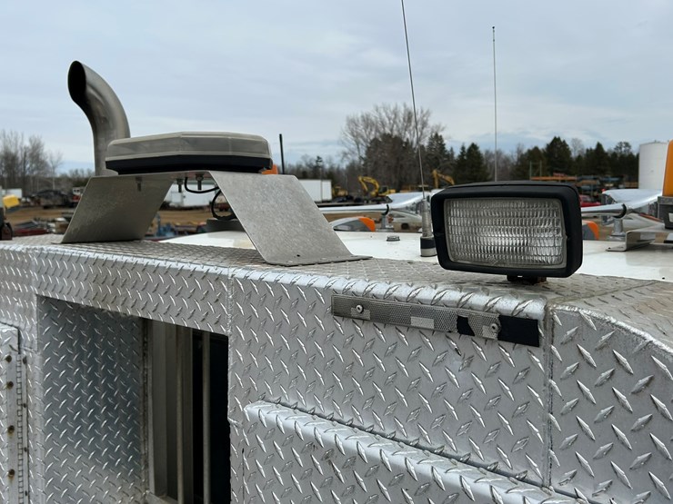 2006-caterpillar-c15-image-28