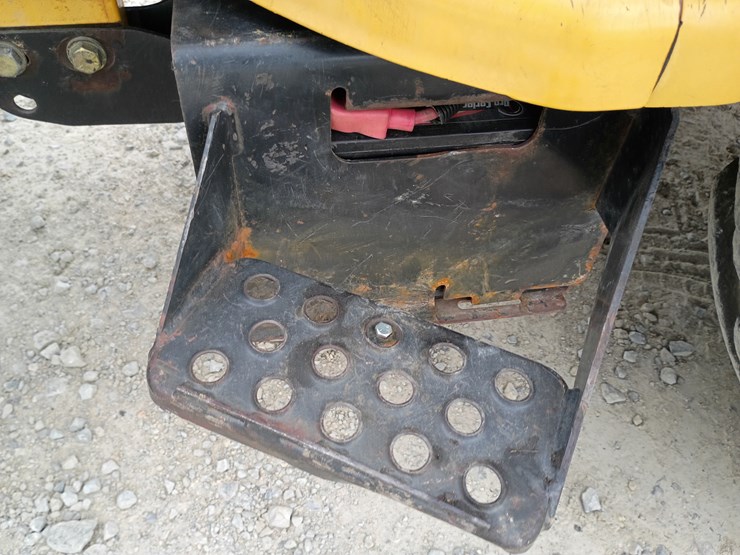 john-deere-110-image-22