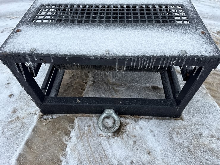 massey-ferguson-8-image-9