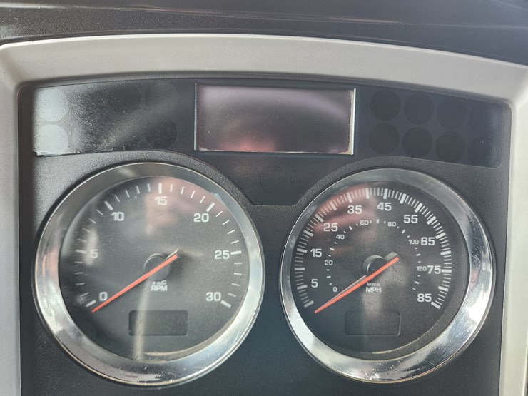 2016-kenworth-t400-image-60