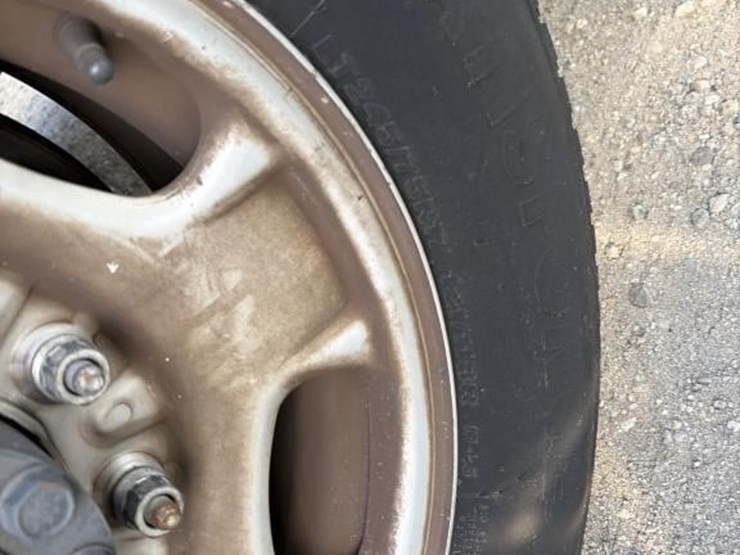 2012-chevrolet-2500-image-30