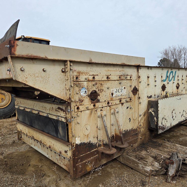 #4976 • JCI 20'x6' Triple Deck Screener