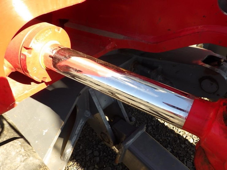 takeuchi-tb260-image-31