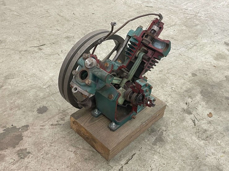 cut-away-engine-image-5