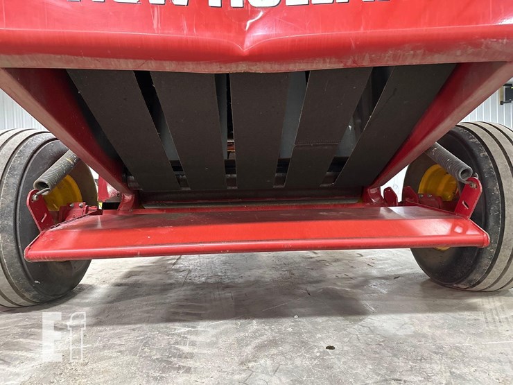 2015-new-holland-roll-belt-450-image-16