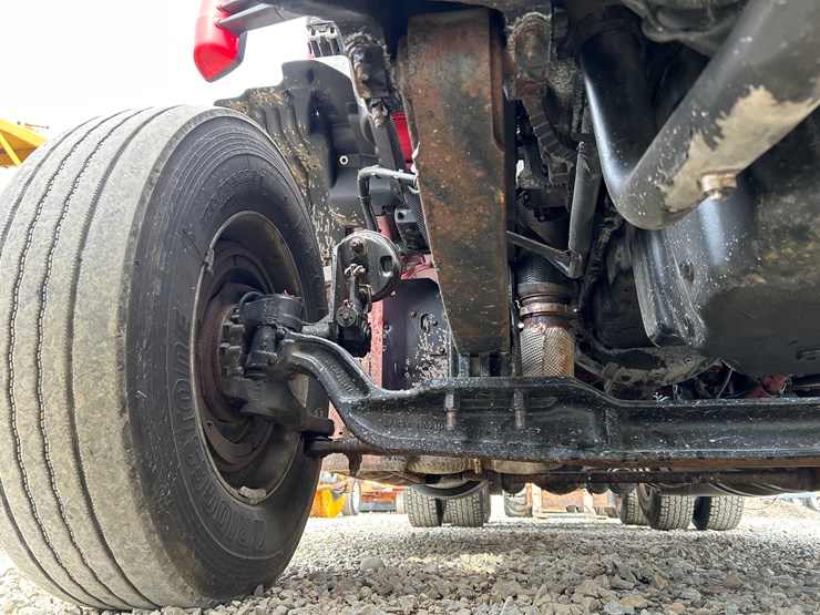 2015-kenworth-t680-image-34