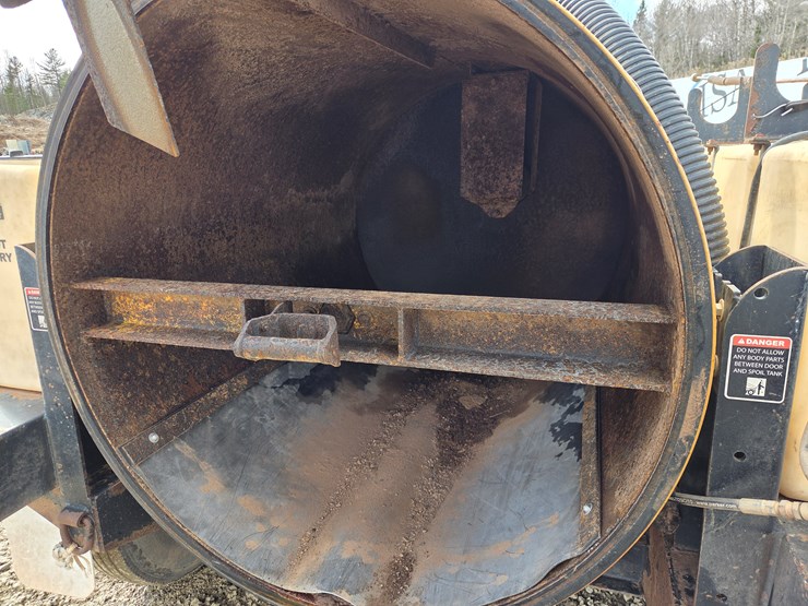 2019-massey-ferguson-8-image-38