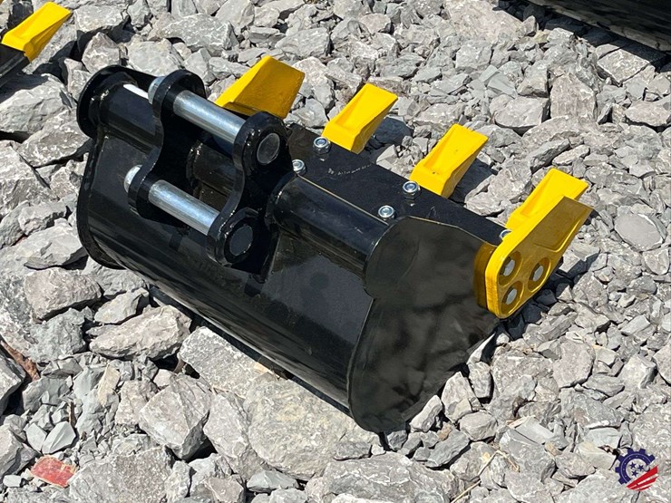 unused-2026-ce-16"-toothed-bucket-image-5