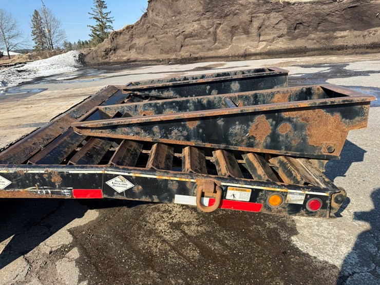 #1099-•-butler-26'-equipment-trailer-image-28