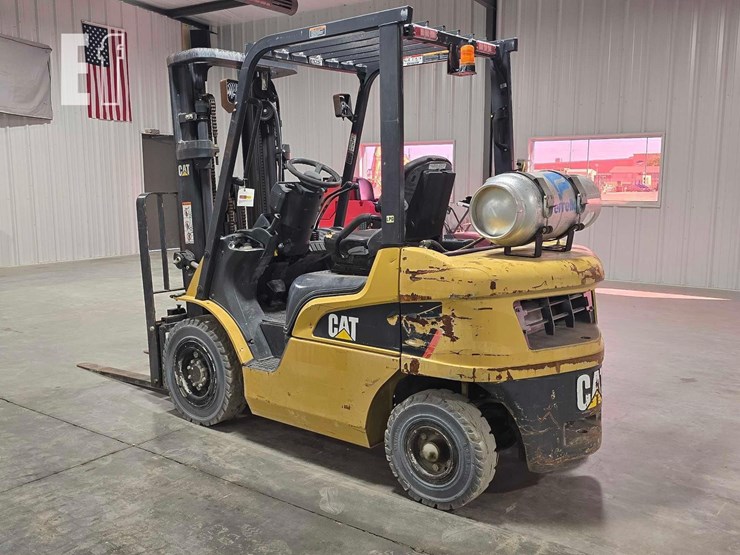 2021-caterpillar-gp25n-image-4