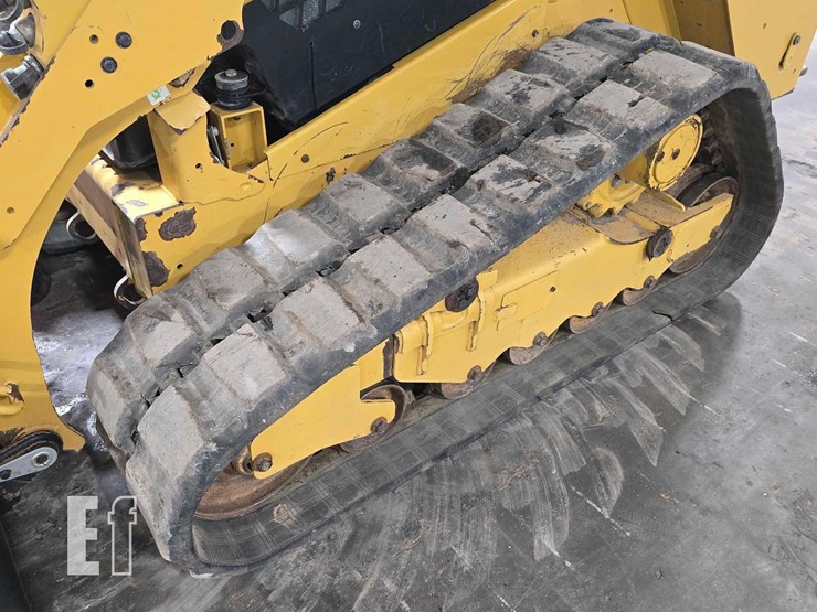 2022-caterpillar-289d3-image-30