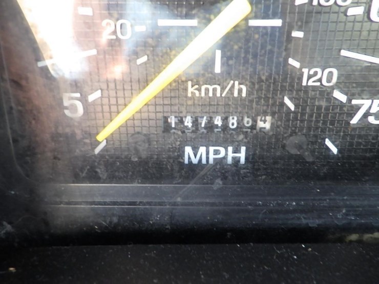 1998-ford-f700-image-25