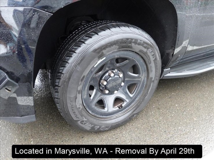 2018-chevrolet-tahoe-image-17