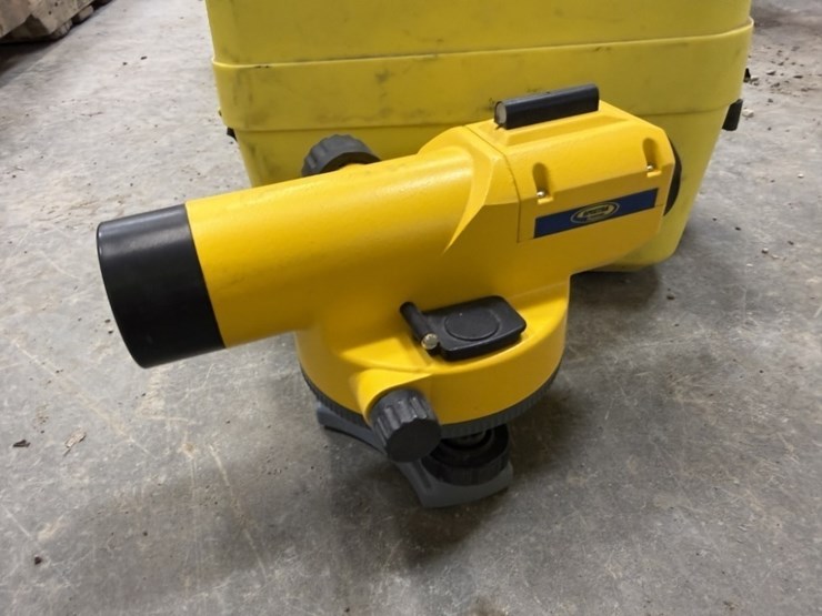 spectra-precision-al28m-automatic-level-image-4