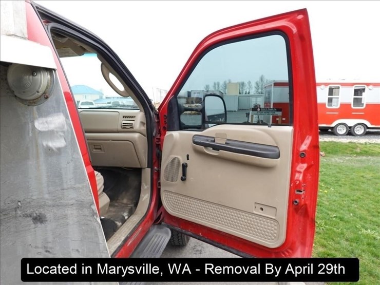 2005-ford-f450-image-24