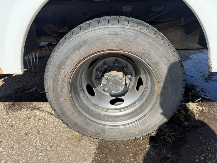 #2049-•-2015-ram-5500-heavy-duty-service-truck-image-46