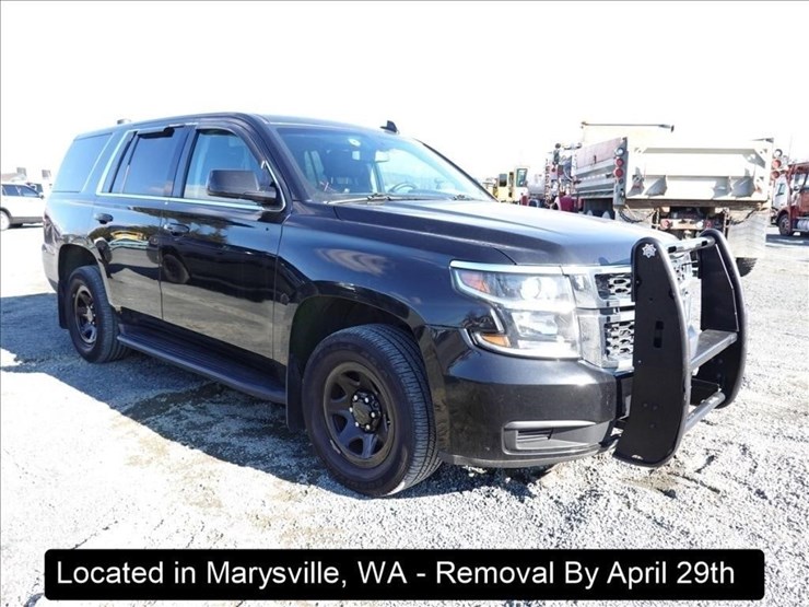 2015-chevrolet-tahoe-image-16