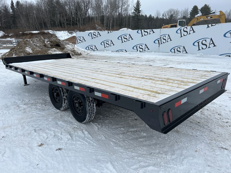 2026-massey-ferguson-8-image-3