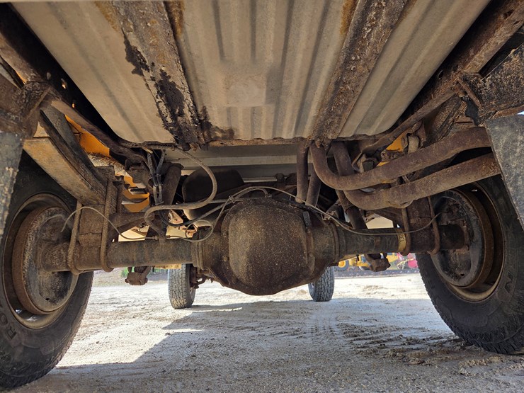 1997-ford-f350-image-42