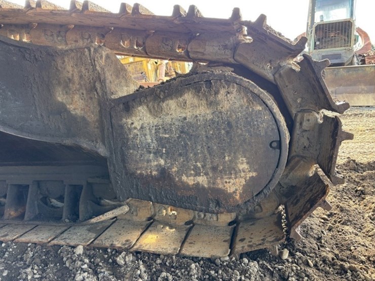 caterpillar-330c-image-14