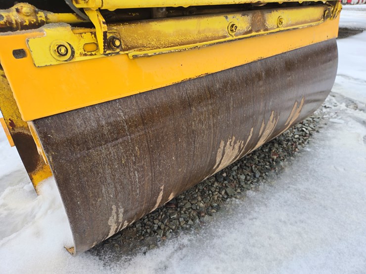 2004-bomag-bw120ad-4-image-42